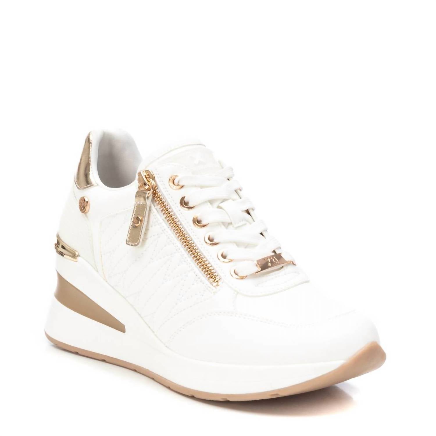 Женские кроссовки Trainer белого цвета Xti — фото 2