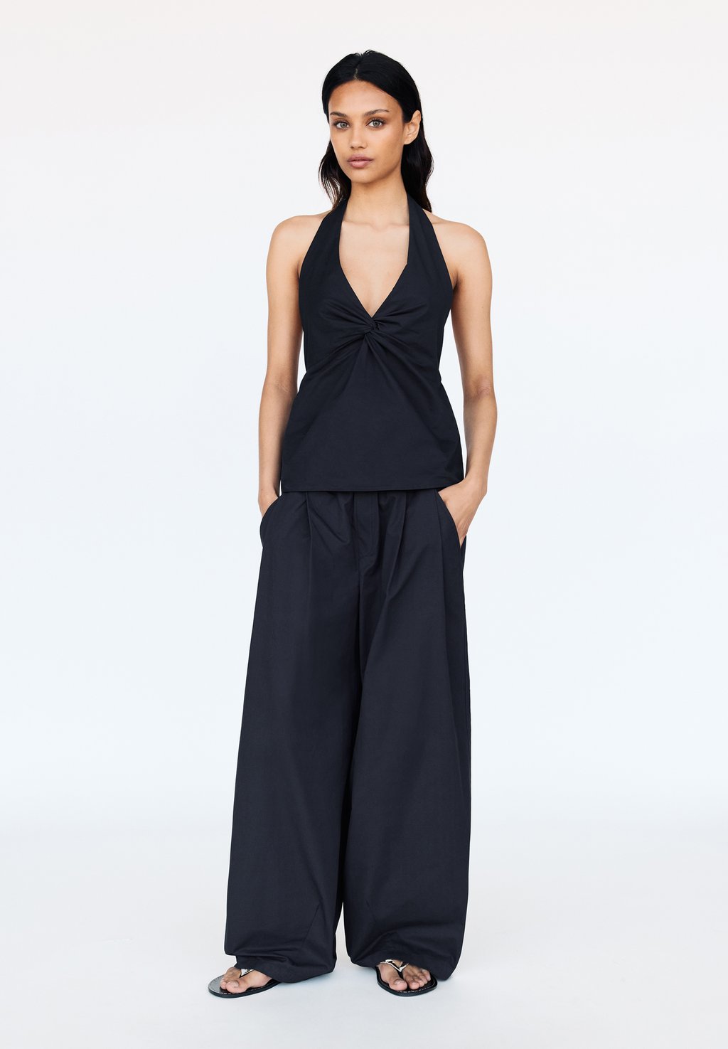 

Топ HALTER V-NECK - Blouse PULL&BEAR, темно-синий