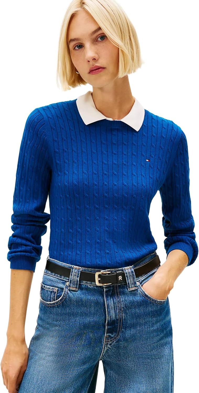 Коллекция женских свитеров Tommy Hilfiger Cable Kint с круглым вырезом и логотипом-флагом 2025 года, Cool Dip Blue. — фото 2