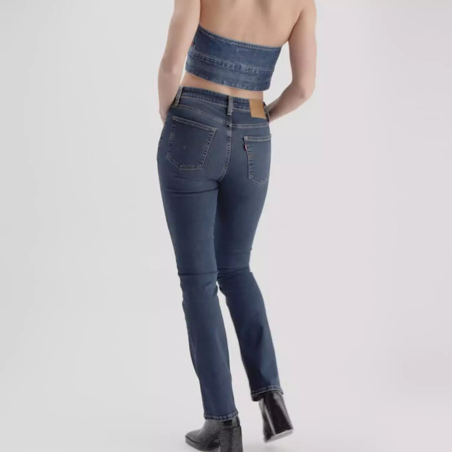 725 женские джинсы Bootcut с высокой посадкой Levi's, цвет Blue Wave - Dark Wash — фото 4