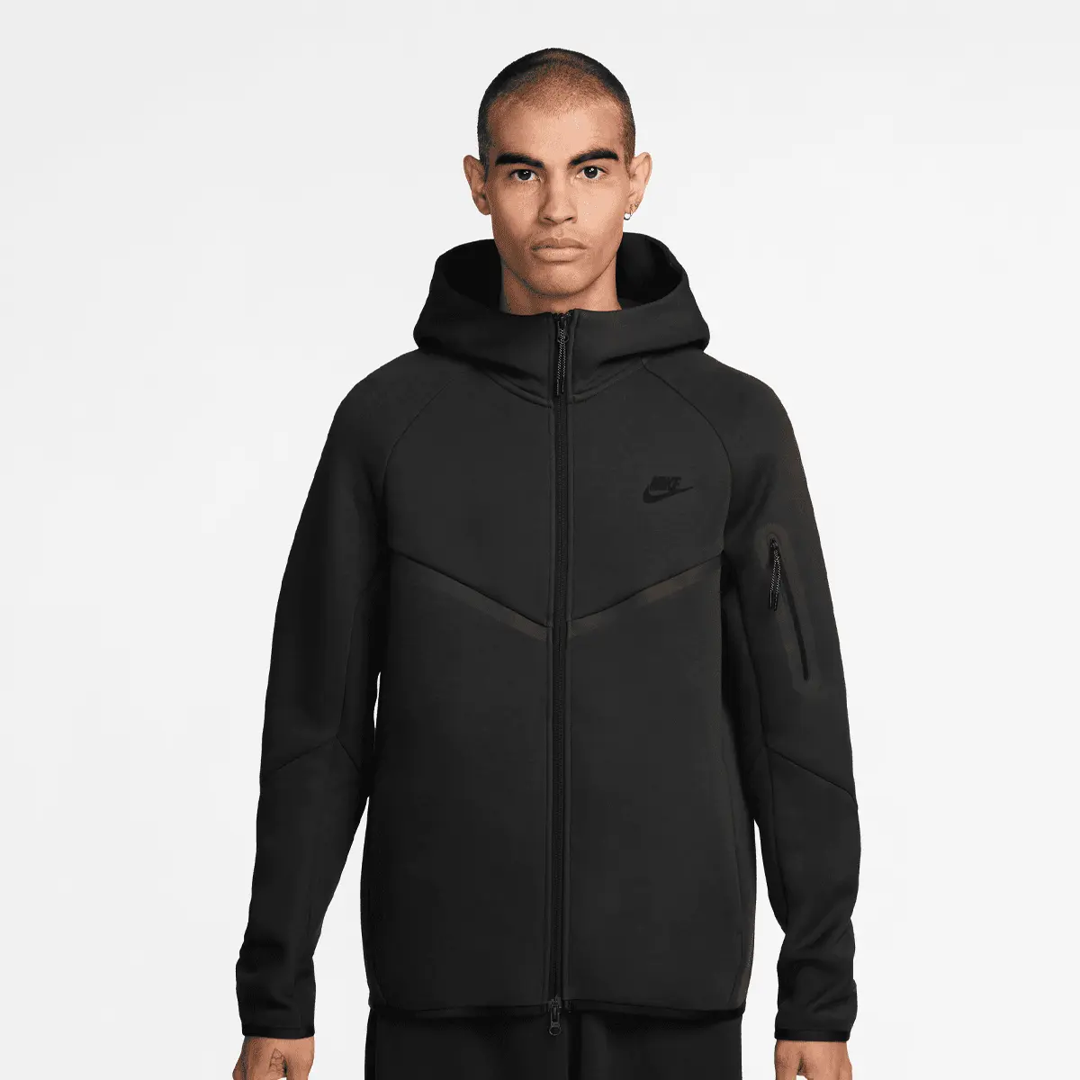 

Куртка Nike Tech Fleece Windrunner, черный