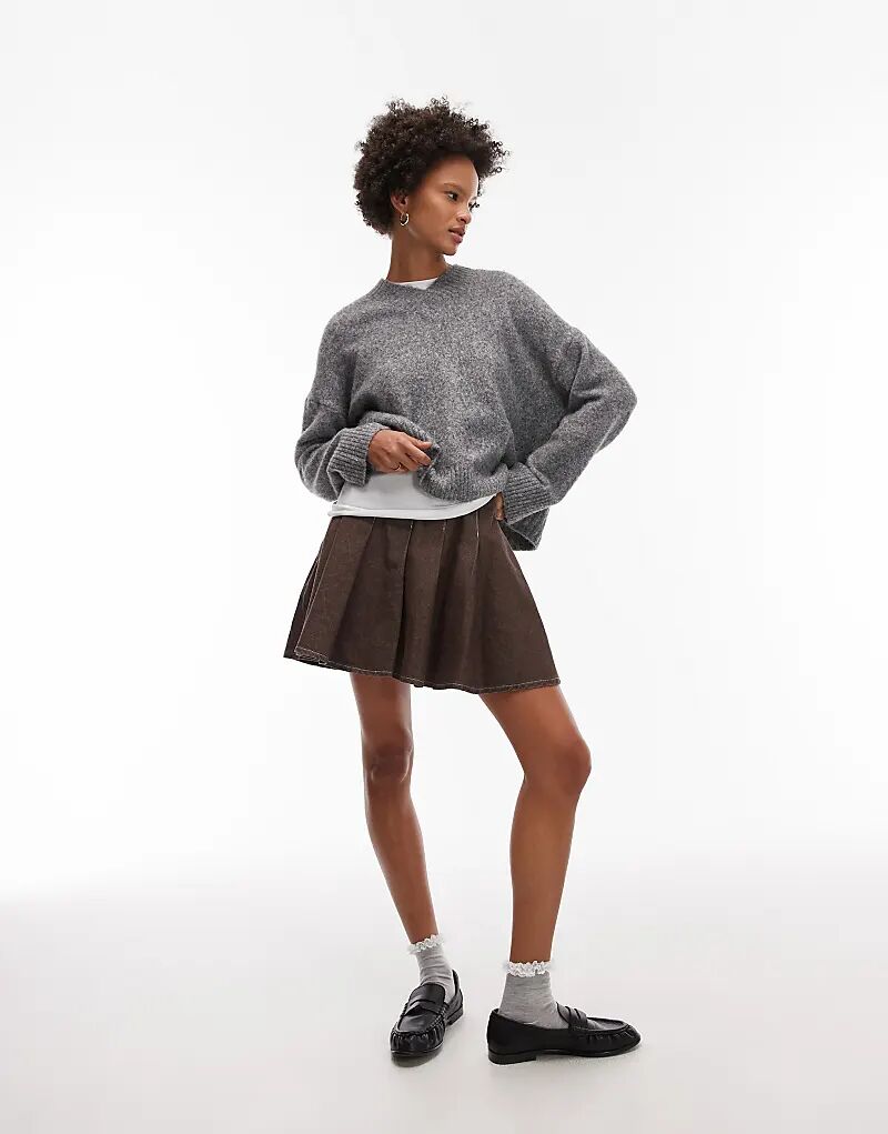 

Джинсовая мини-юбка со складками ASOS DESIGN коричневого цвета