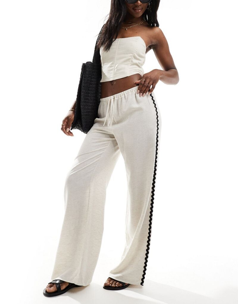 

ASOS DESIGN – широкие льняные брюки натурального цвета с контрастной отделкой