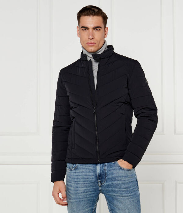 

Куртка Regular fit Guess Jeans, черный