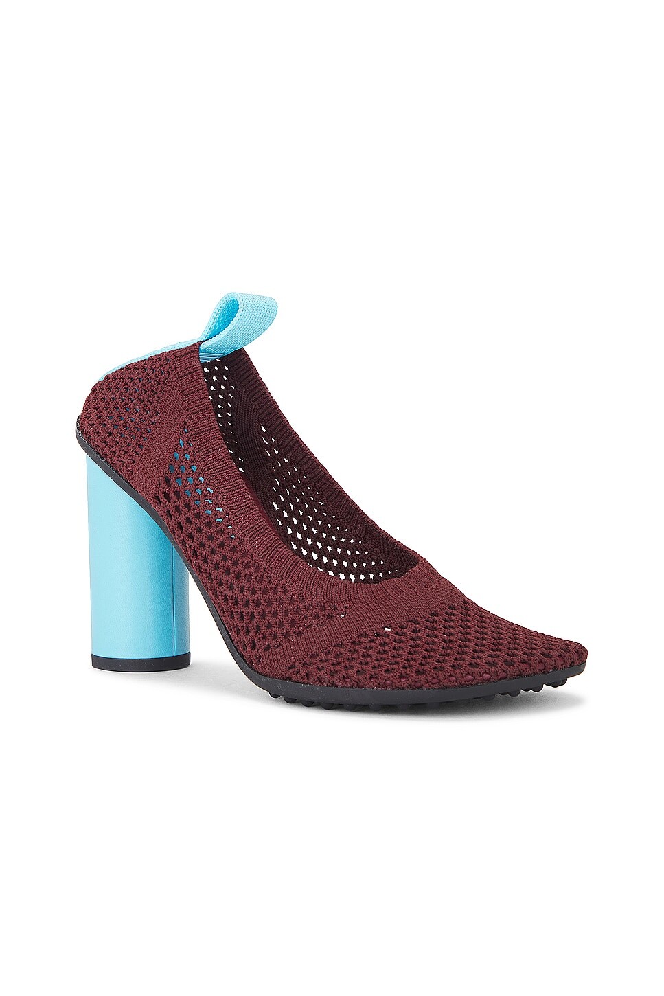 

Атомный туфли Bottega Veneta, цвет Cherry Dip