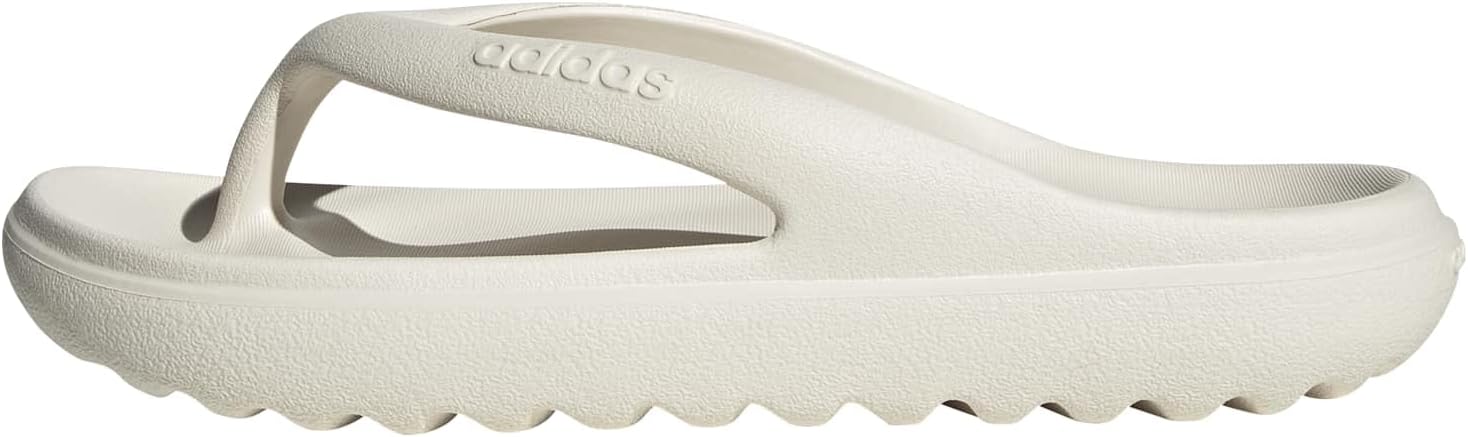 

Шлепанцы adidas Unisex-Adult Adilette Lumia, белый