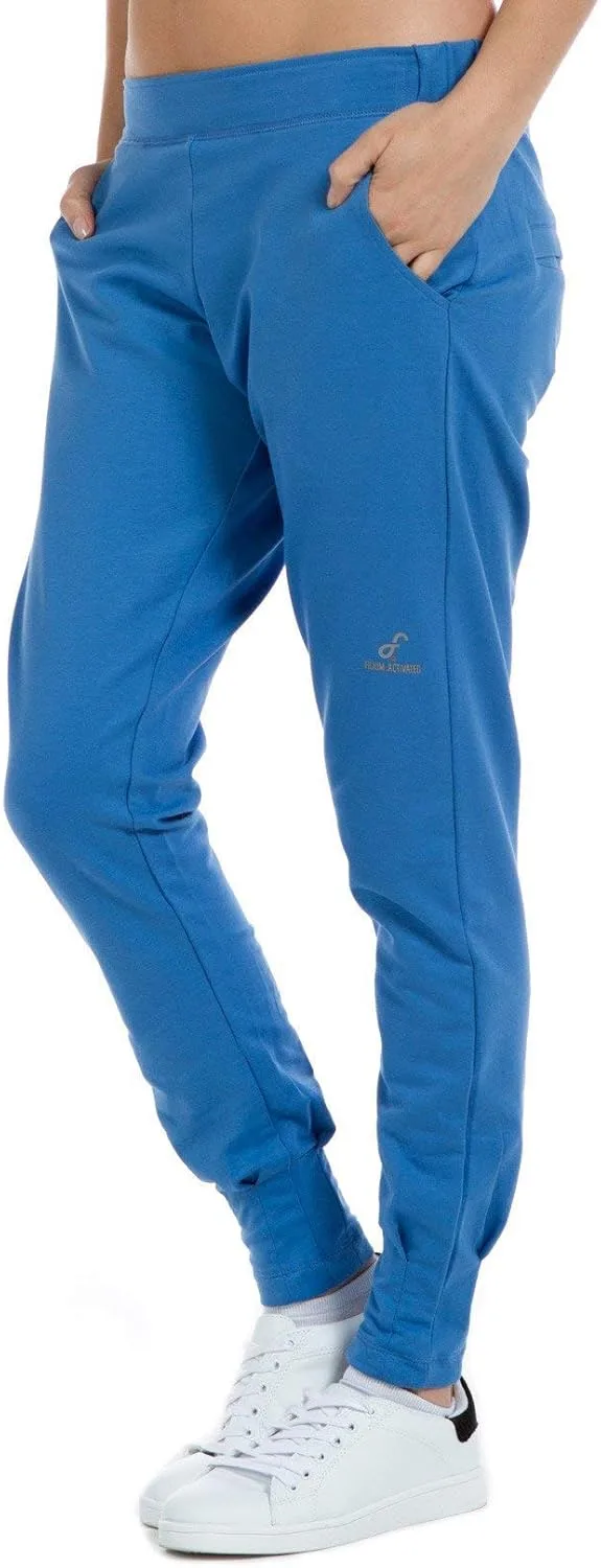 

Женские брюки Ably Begonia с плоской передней частью | Отталкивают жидкости, пятна и запахи