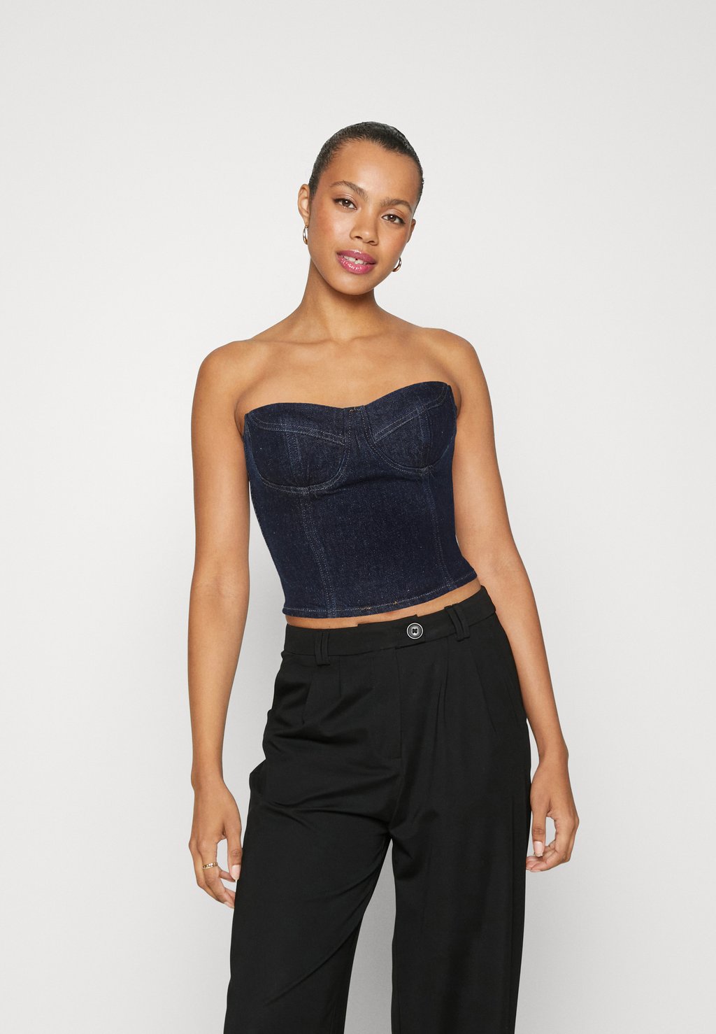 

Топ ONLROUGE BUSTIER RINSE ONLY, темно-синий деним