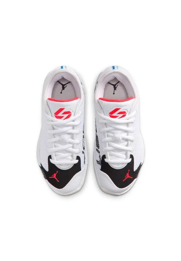 Детские баскетбольные кроссовки jordan luka 77 'love letter' Jordan, White Black Sail Bright Crimson — фото 3