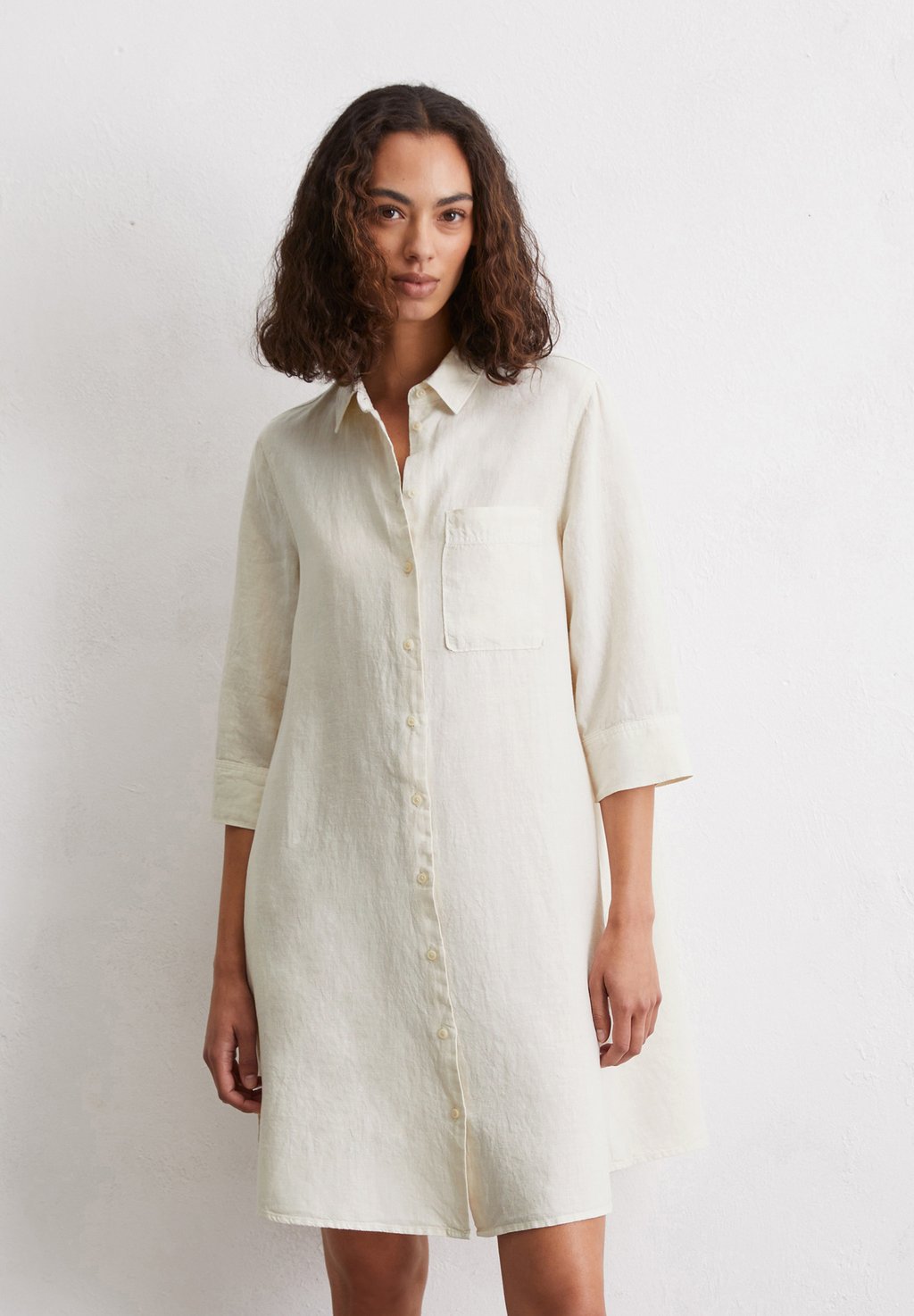 

Платье-рубашка A SHAPED 3/4 SLEEVE SHORT LENGTH BREAST POCKET Marc O'Polo, Silky Stone