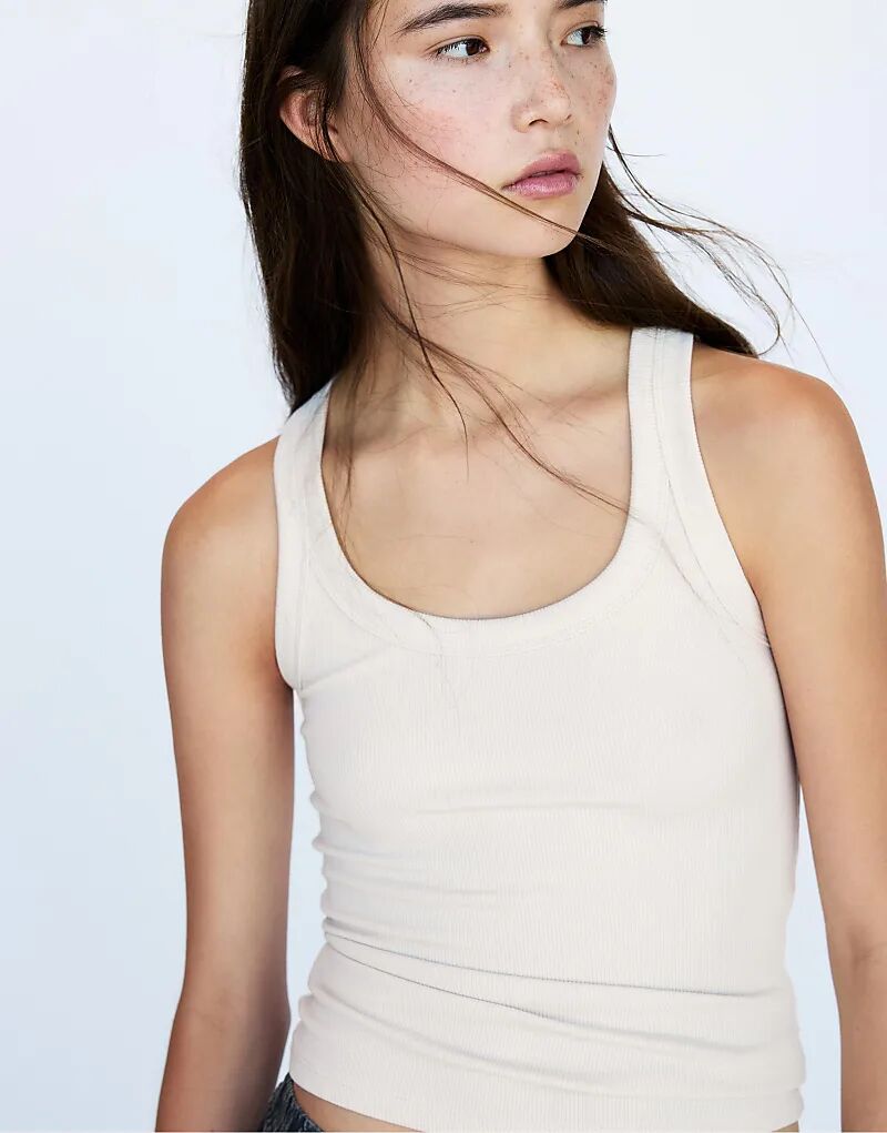 

Ребристый топ Pull&Bear песочного цвета