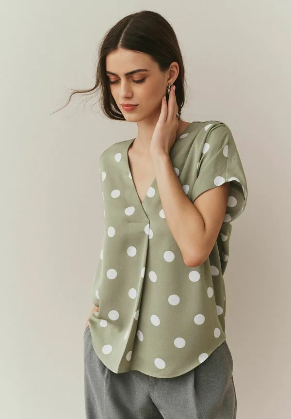 Блузка прямого кроя с коротким рукавом и v-образным вырезом Next, Green/White Polka Dot