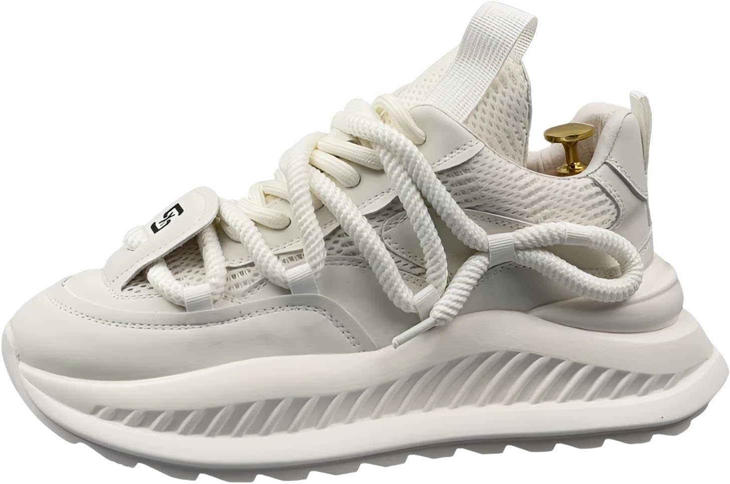 

Стильные спортивные кроссовки, белые, серые, черные с оранжевыми акцентами, верх из сетки, массивная волнообразная подошва, современный спортивный дизайн Generic