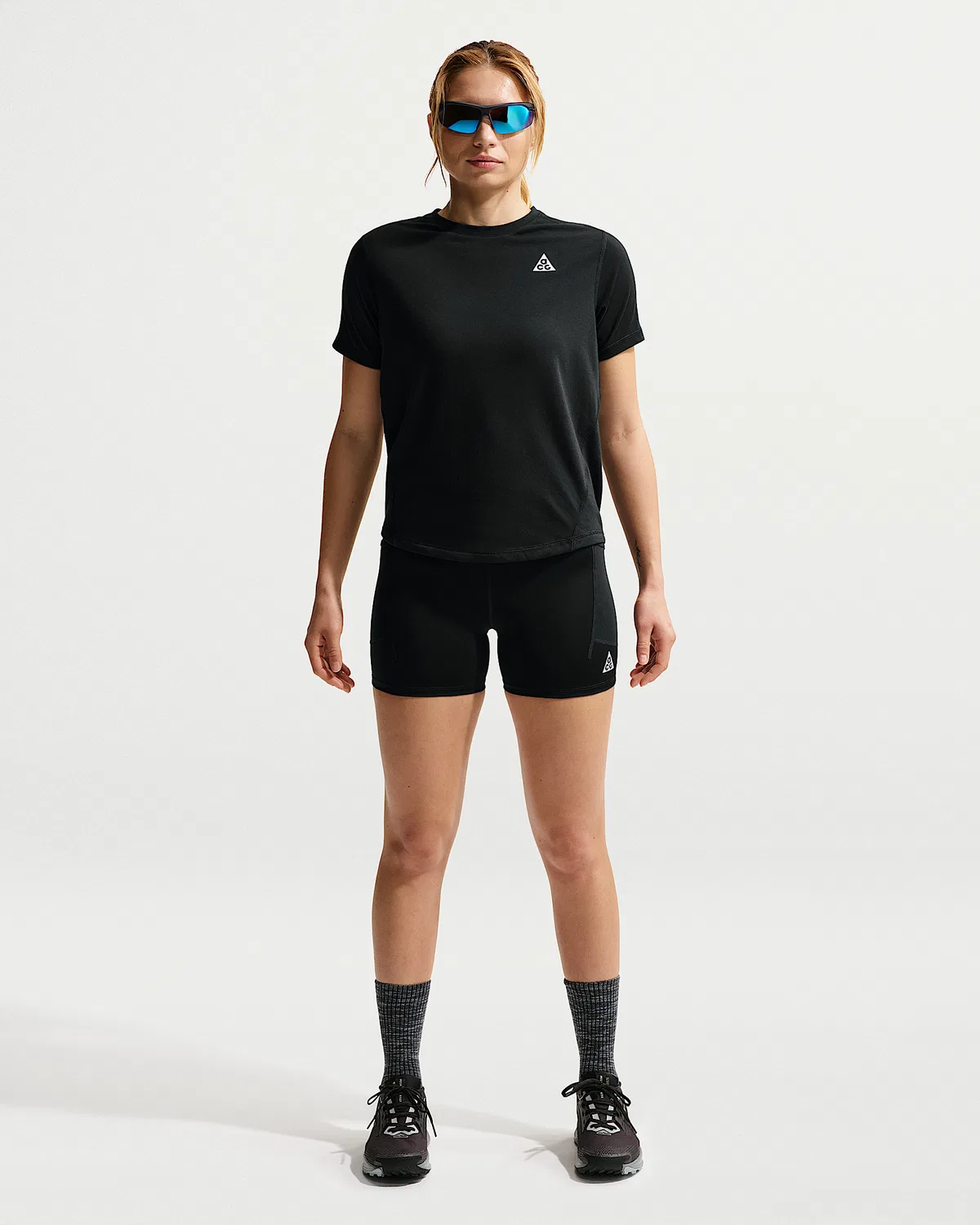 Женские шорты для бега по пересеченной местности Nike ACG Dri-FIT с высокой посадкой, 4", Black/Summit White
