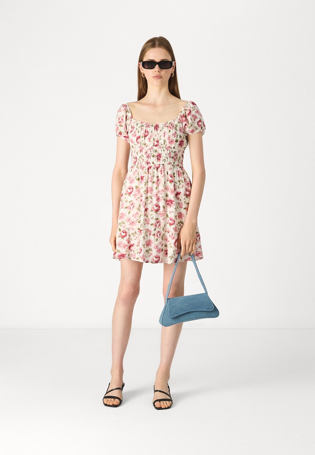 

Повседневное платье CHANNELED WAIST MINI DRESS Hollister Co., красный