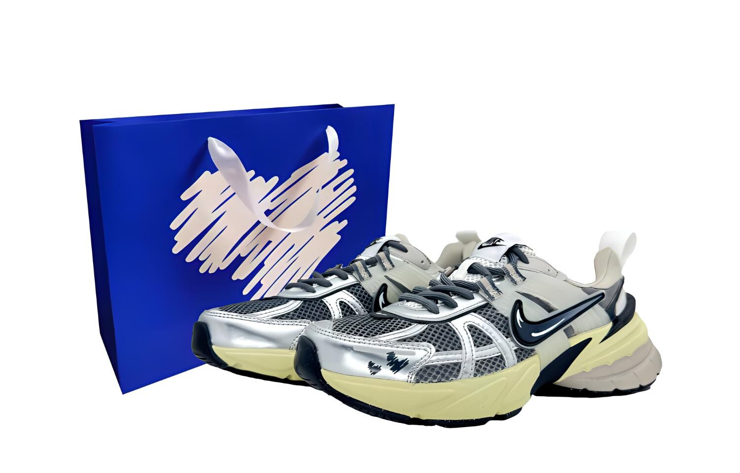 

Кроссовки для бега V2K Run унисекс с низким верхом серо-серебристые Nike