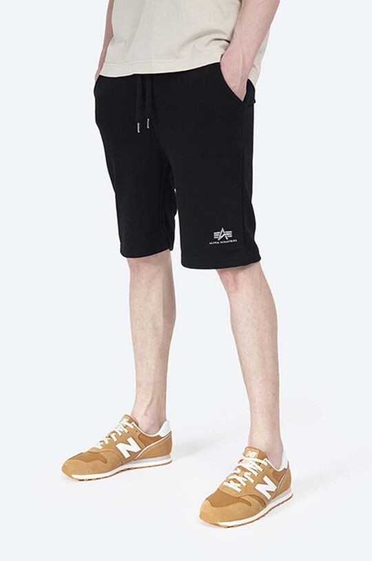 

Базовые шорты Alpha Industries, черный