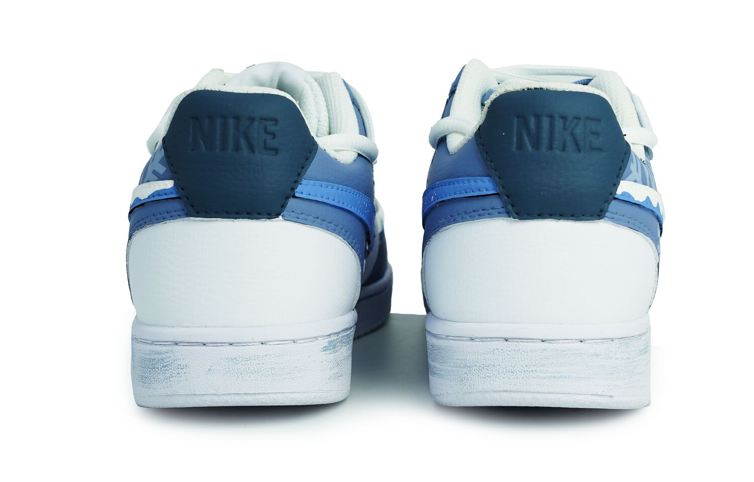 Низкие кеды для скейтбординга мужские бело-синие Nike, Первый снег зимнего дня — фото 4