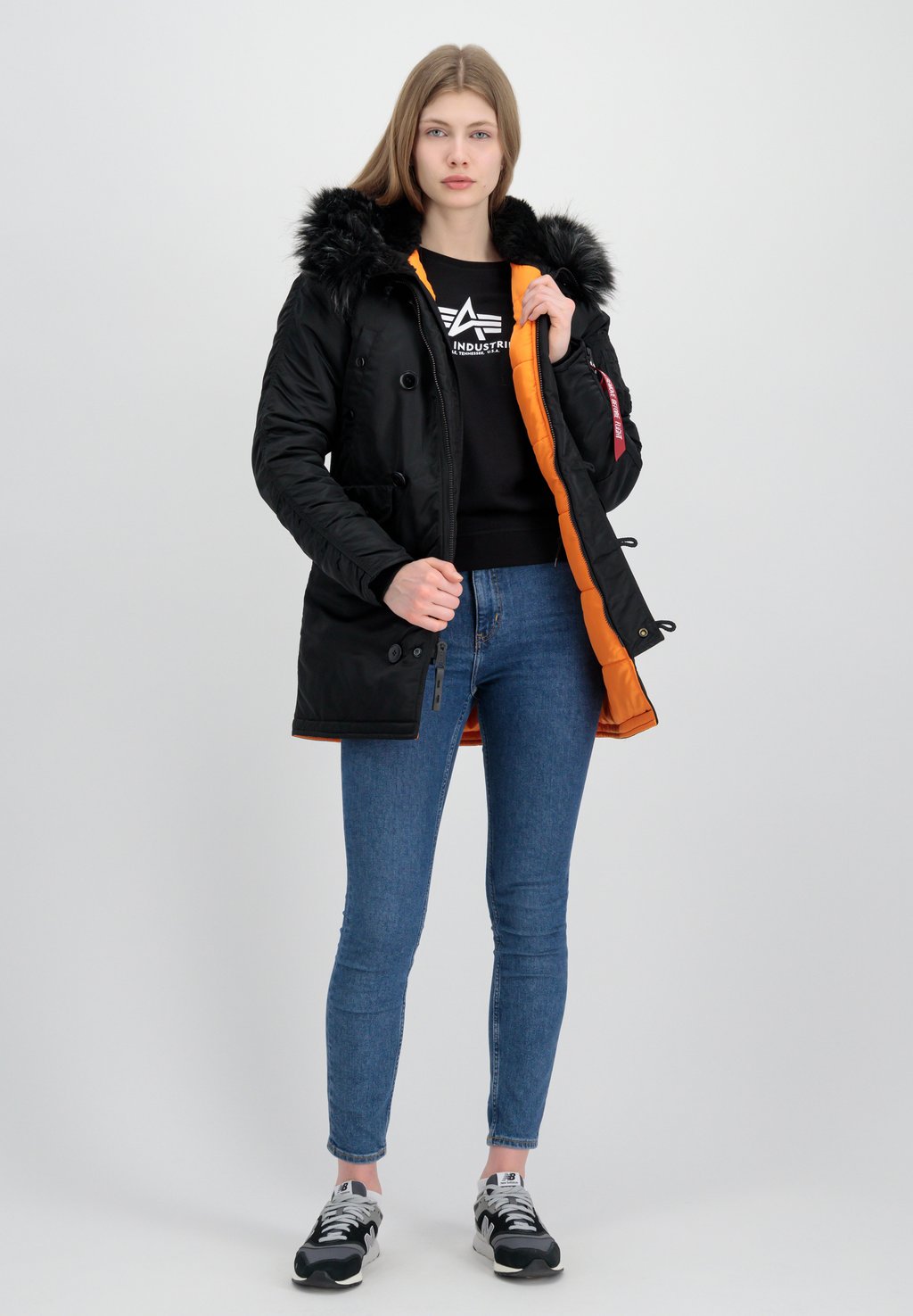 

Зимнее пальто Alpha Industries, черный