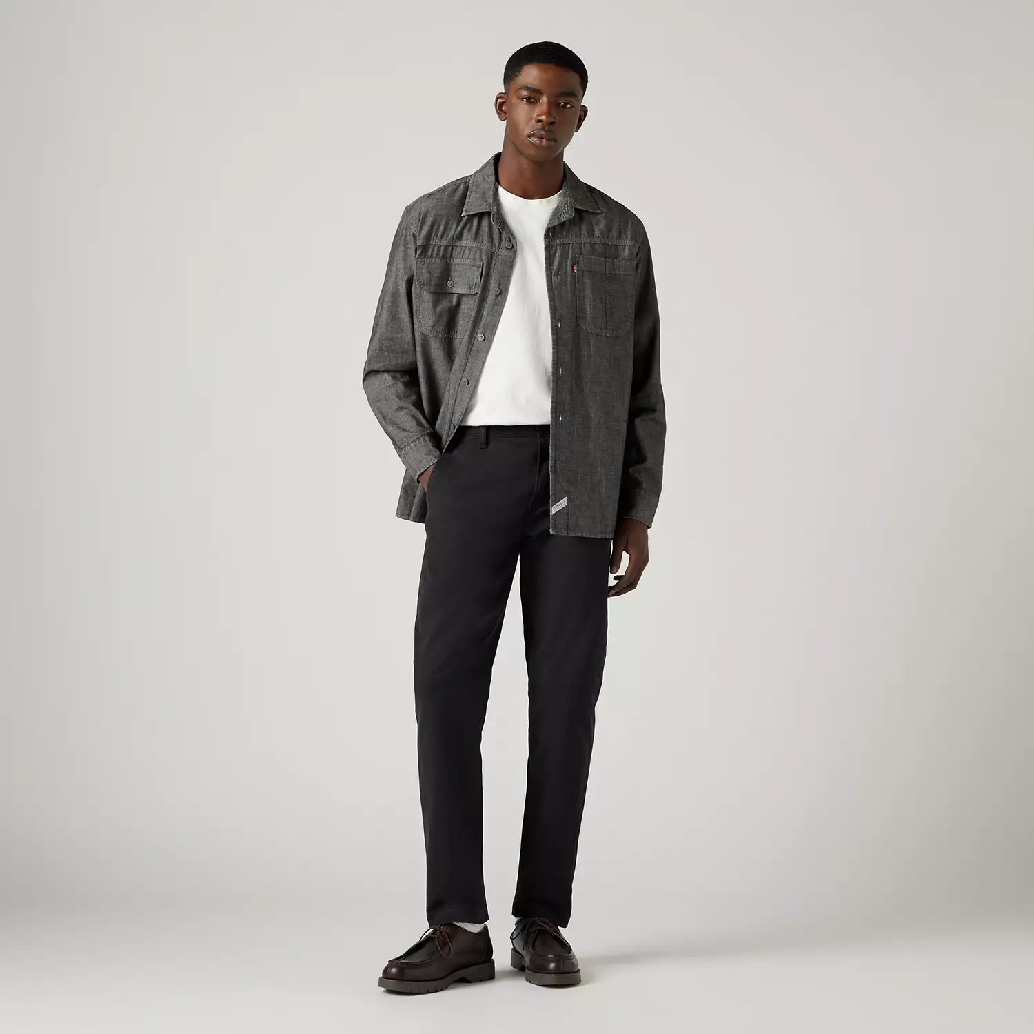 

Levi’s xx чиносы стандартного зауженного кроя мужские брюки Levi's, черный