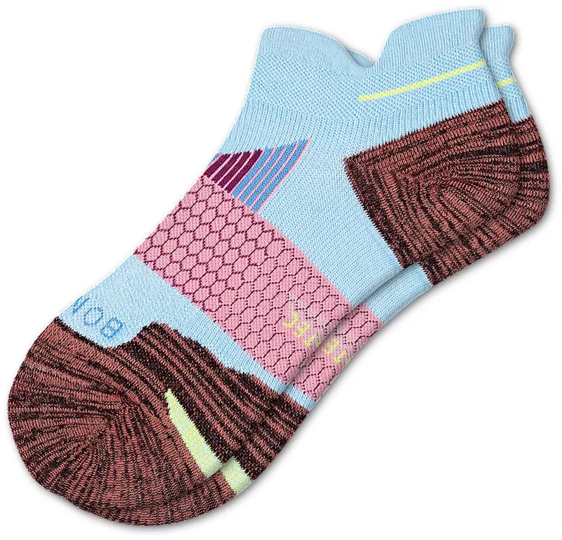 

Носки унисекс для бега Bombas до щиколотки, цвет Dusty Blue/Pink