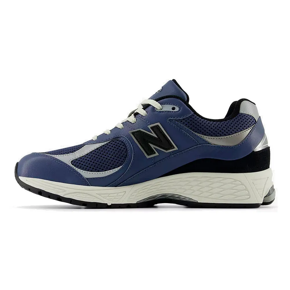 Кроссовки New Balance M2002, синий — фото 3