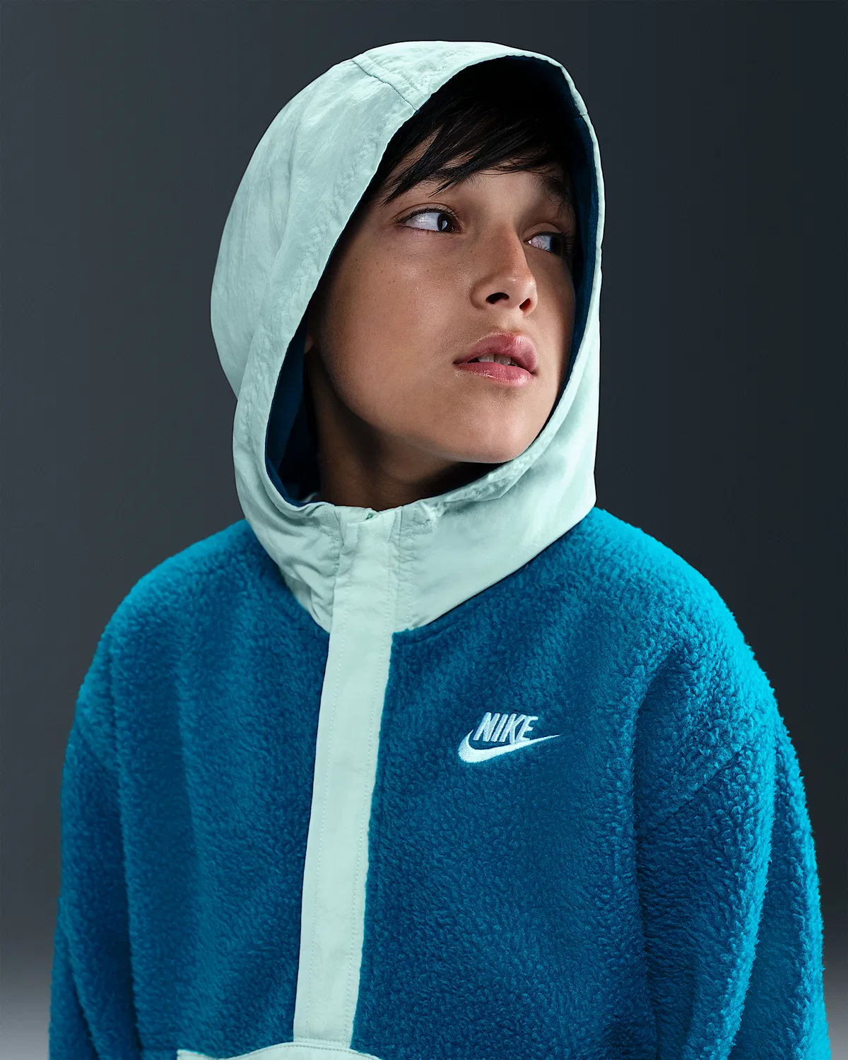 Детская свободная худи Nike Sportswear Club Fleece на молнии 1/4, Green Abyss/Mint Foam/White — фото 3