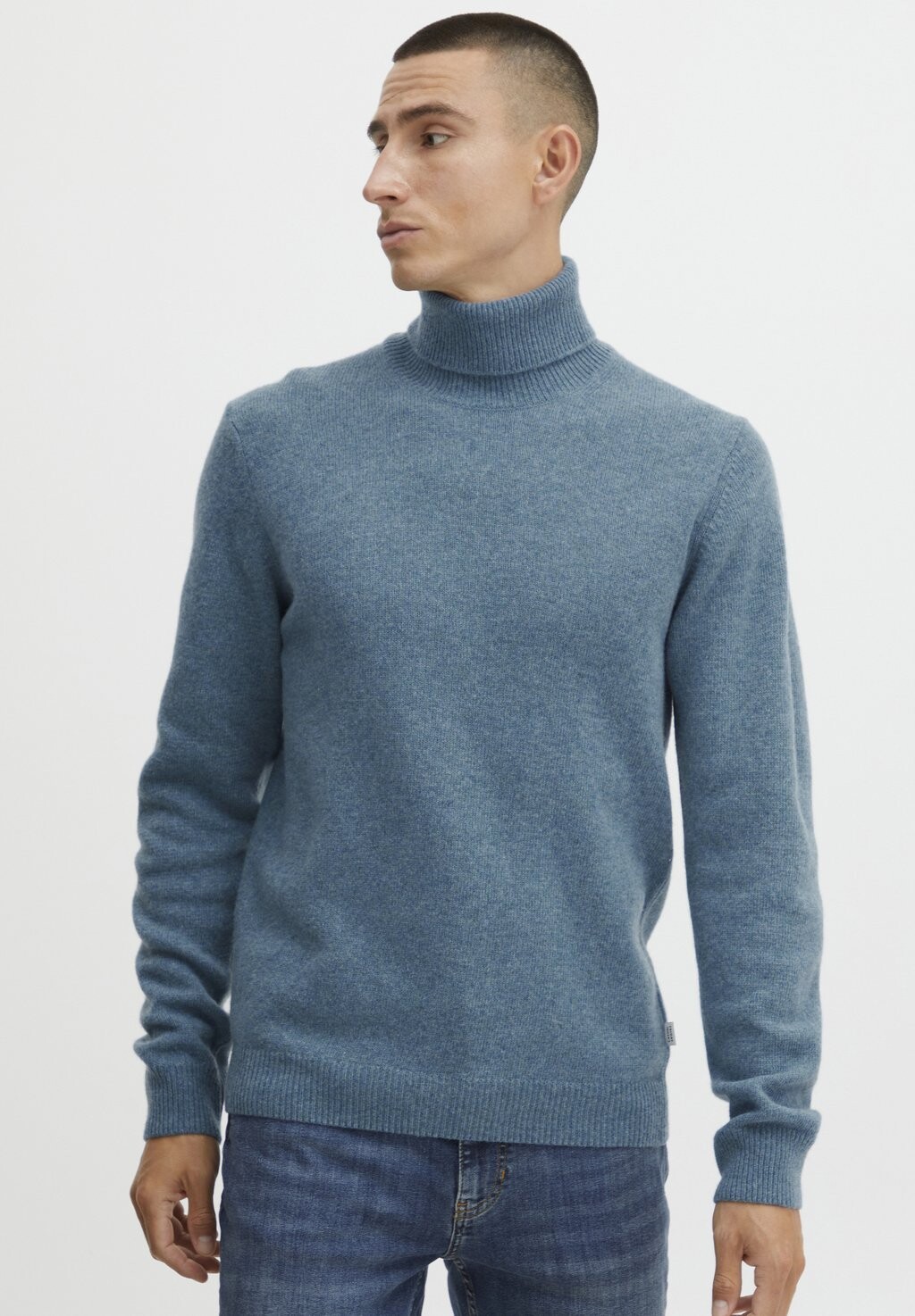 

Свитер Karl Roll Neck Bounty Casual Friday, цвет true navy melange