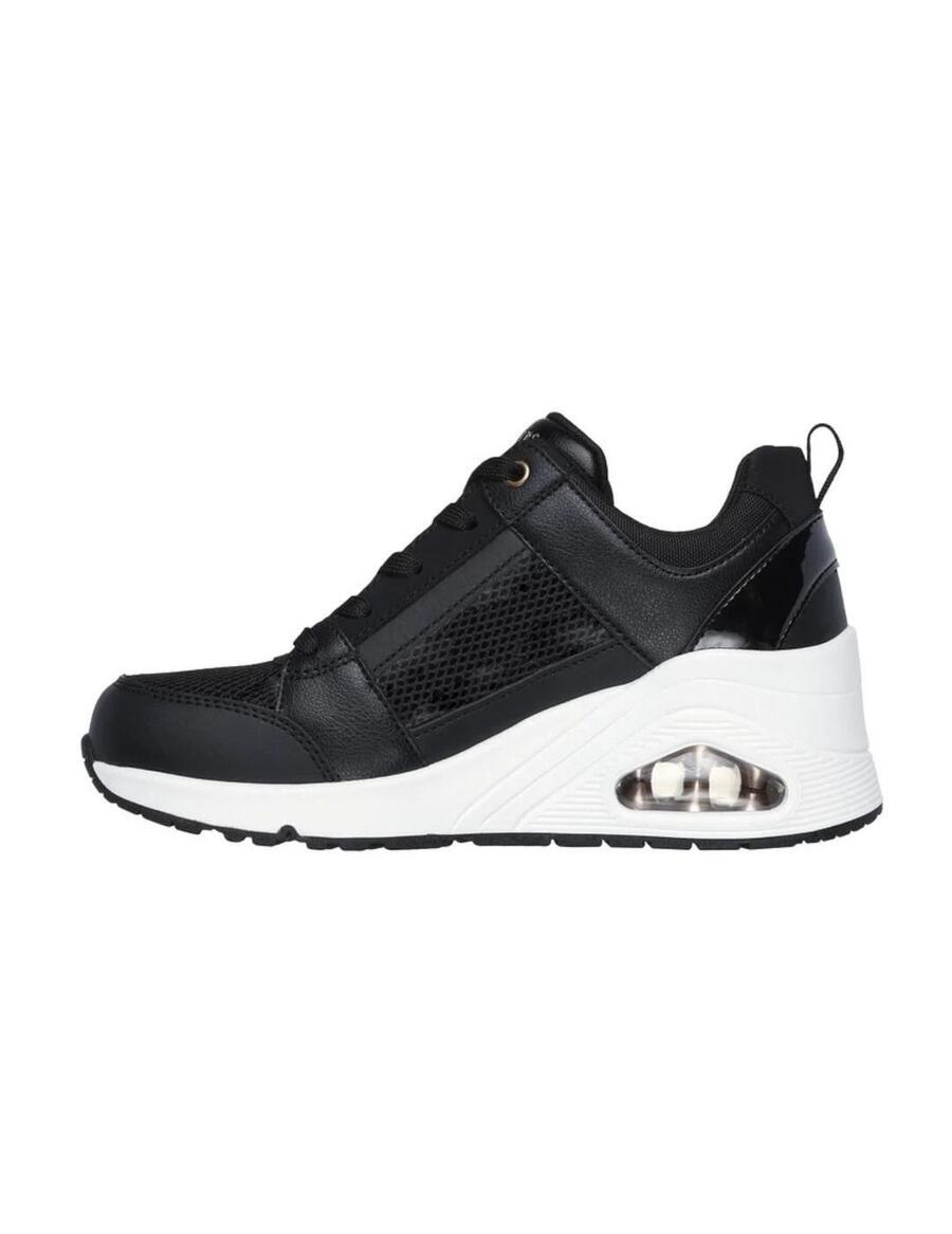 Женские кроссовки Skechers Uno на танкетке черного цвета. — фото 2