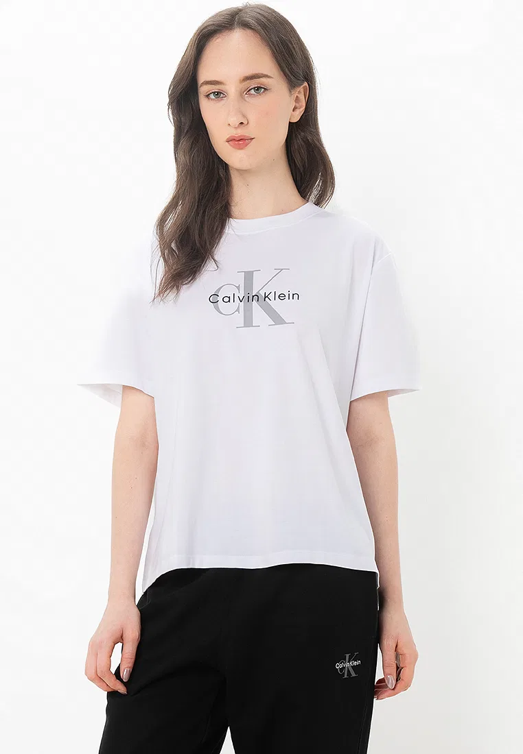 Футболка, с V-образным вырезом, Hero Classic Monologo C Neck Tee, Calvin Klein Jeans, белый
