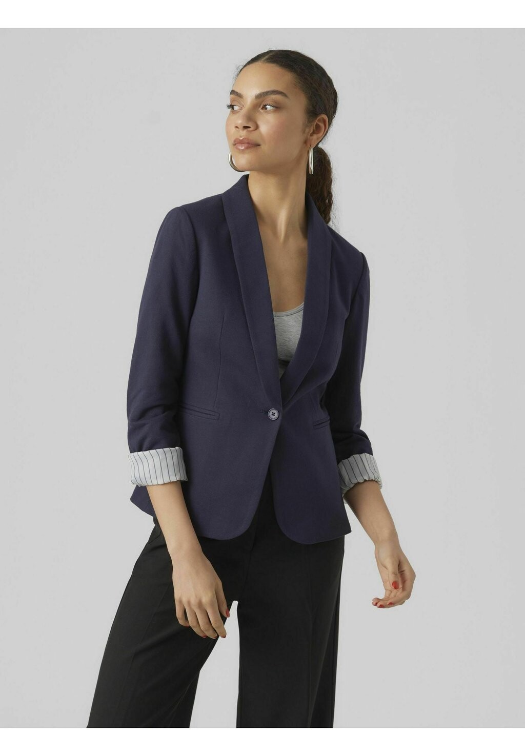 

Блейзер Vero Moda HARUKIMO LS CLASSIC NOOS, цвет navy blazer
