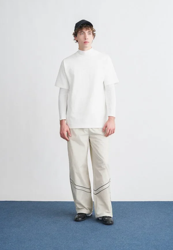 Футболка премиум-класса, базовая футболка Nike Sportswear, White — фото 2