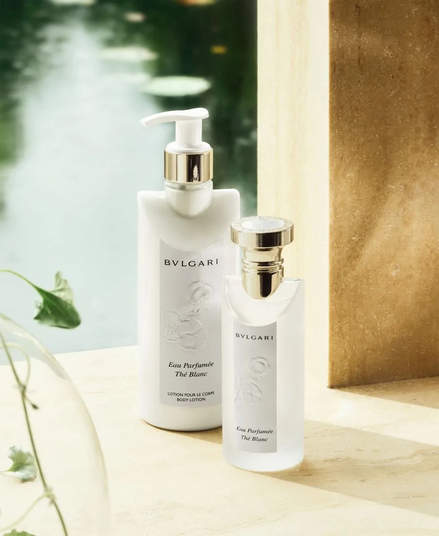 BVLGARI Лосьон для тела Eau Parfumée Thé Blanc, 10,1 унции — фото 4