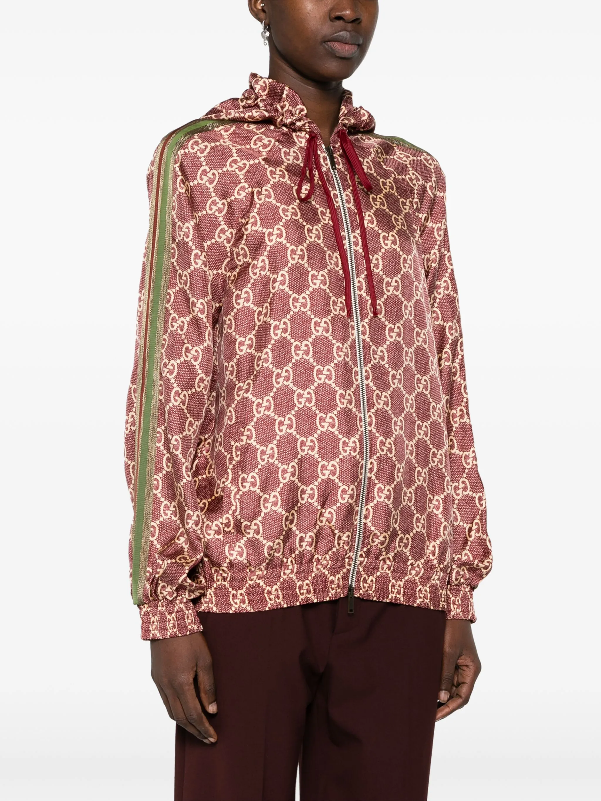 Шелковая куртка с узором GG Supreme Gucci, красный — фото 3