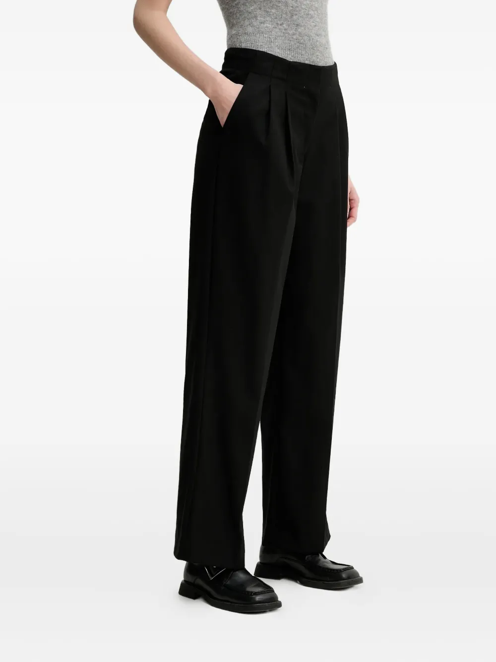 

Брюки с защипами Day Birger Et Mikkelsen, черный