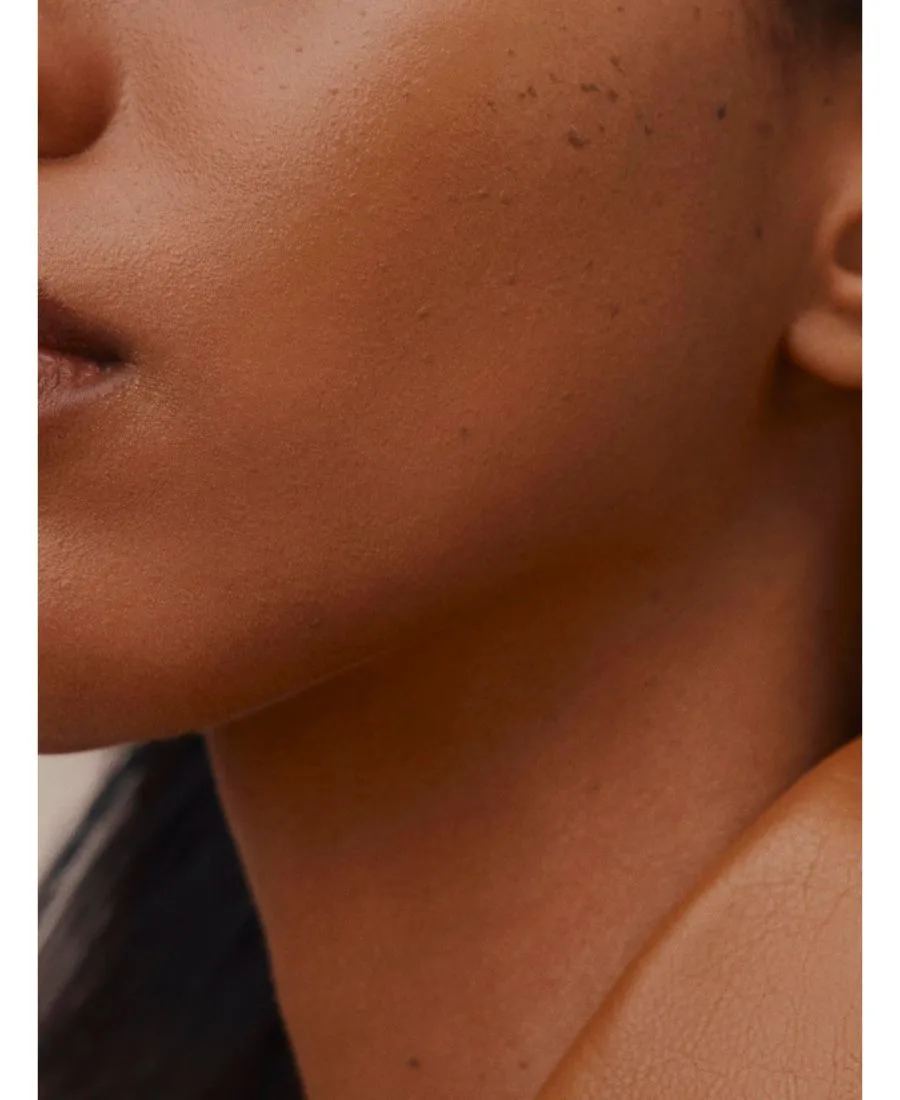 Тональная основа Plein Air, Luminous Matte Skincare Foundation, 1,11 унции HERMÈS, 59n chai is a neutral deep бежевый — фото 3