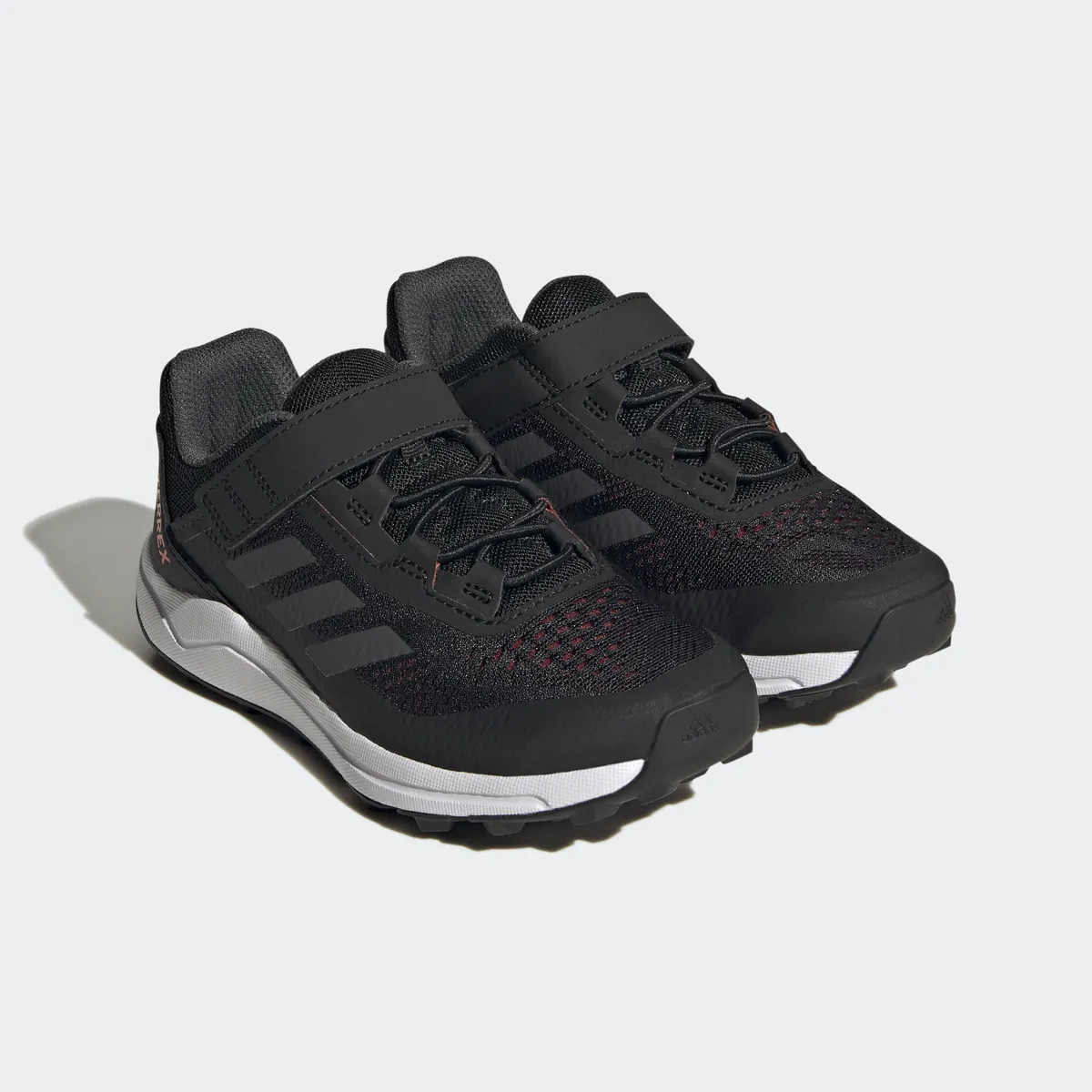 

Кроссовки adidas TERREX "TERREX AGRAVIC FLOW Hook-and-loop TRAILRUNNING", черный