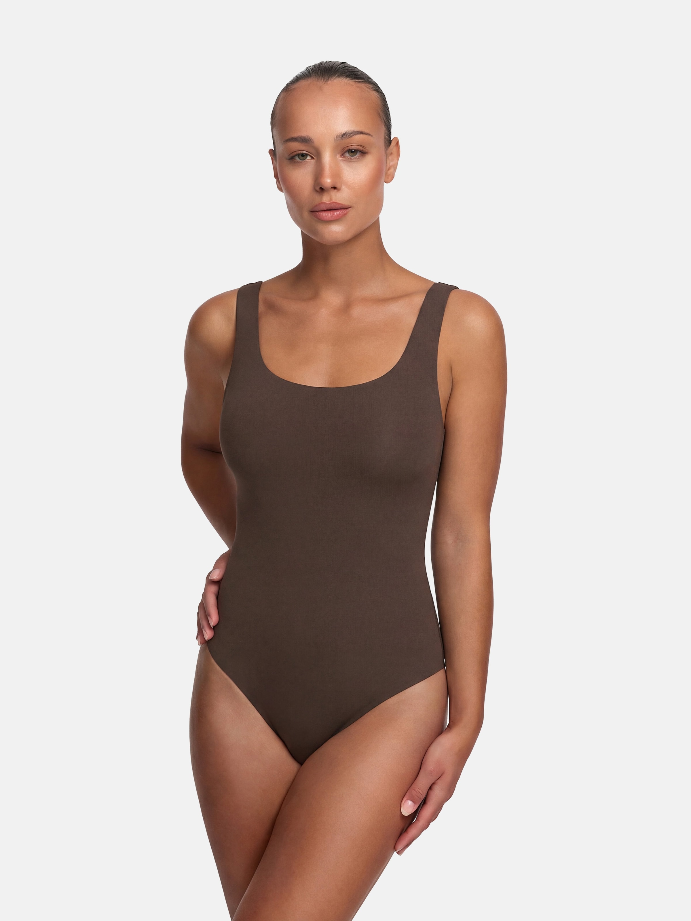 

Creamy Корректирующий боди 'Low Back - Body' в коричневом цвете