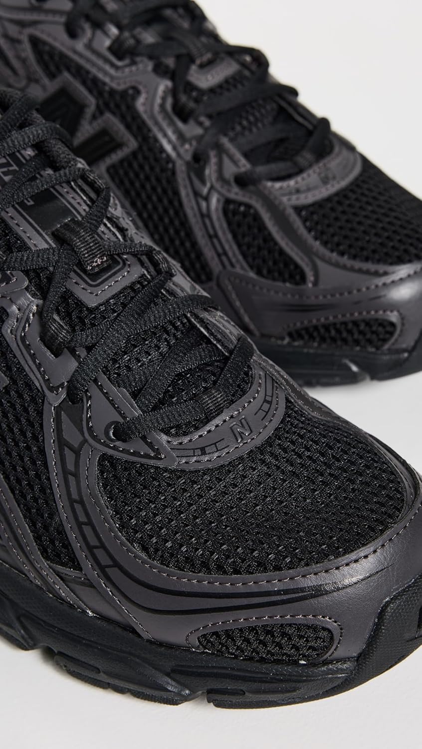 Мужские теннисные кроссовки для игры на хард-корте New Balance FuelCell 996 V4, Black Cement — фото 4