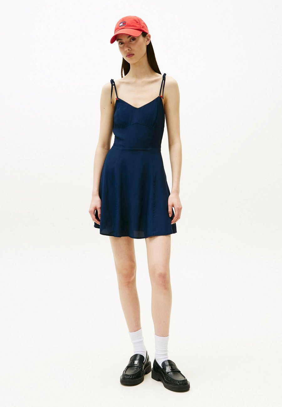 

Платье Tommy Jeans STRAPPY , Dark Blue
