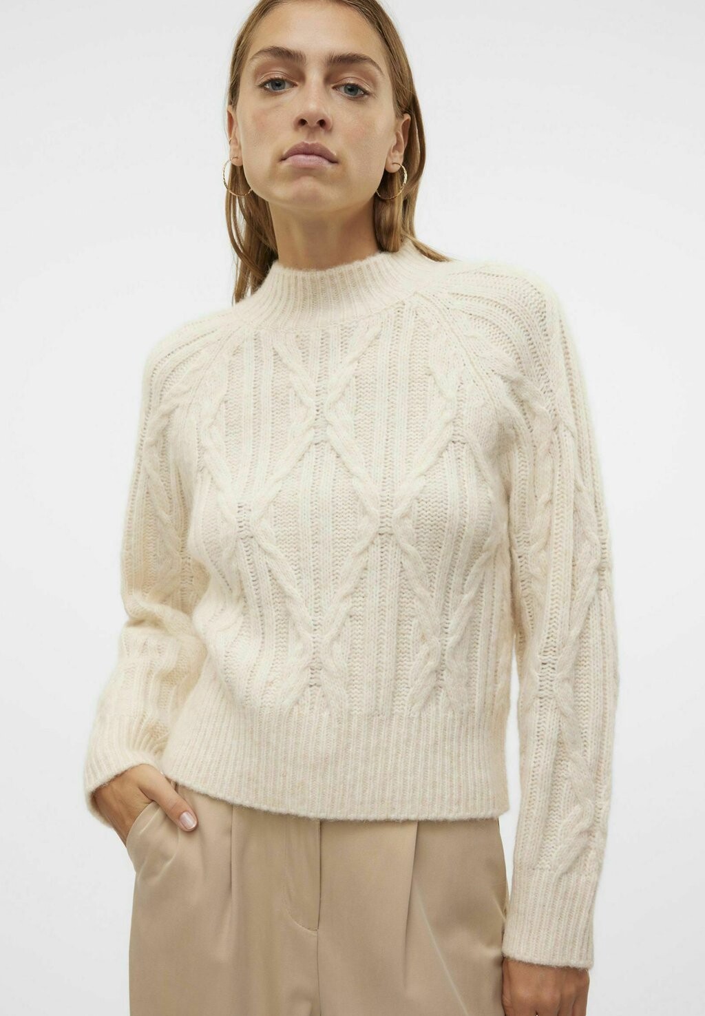 

Джемпер VMBAILY HIGHNECK PULLOVER Vero Moda, бежевый