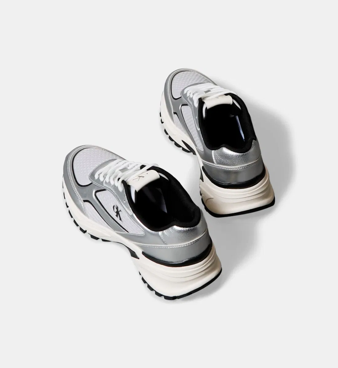 Низкие кроссовки Hike Runner с фирменной металлической отделкой Calvin Klein, серебряный — фото 3
