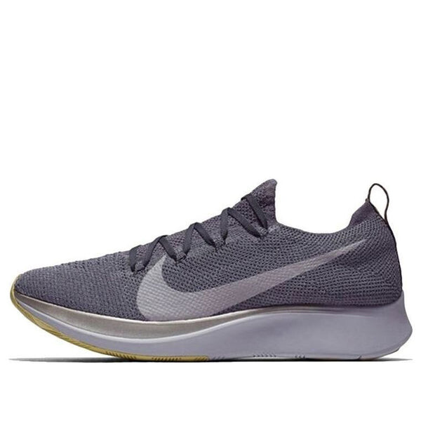 

Кроссовки zoom fly flyknit Nike, серый
