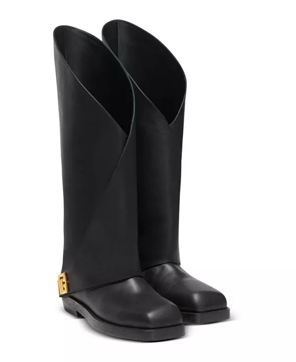 Женские кожаные сапоги с плоской подошвой и витым ремешком Balmain, черный
