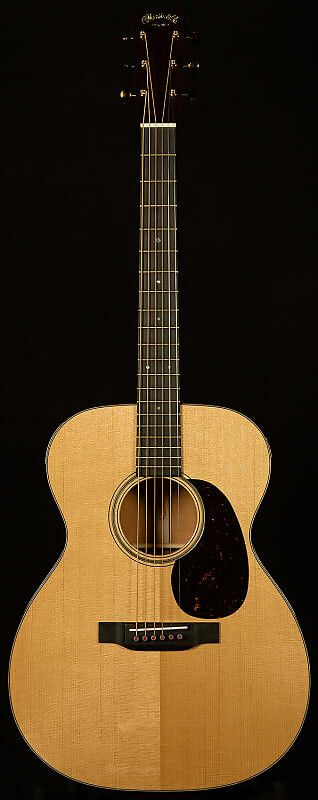 

Акустическая гитара Martin Guitars 000-18 Modern Deluxe