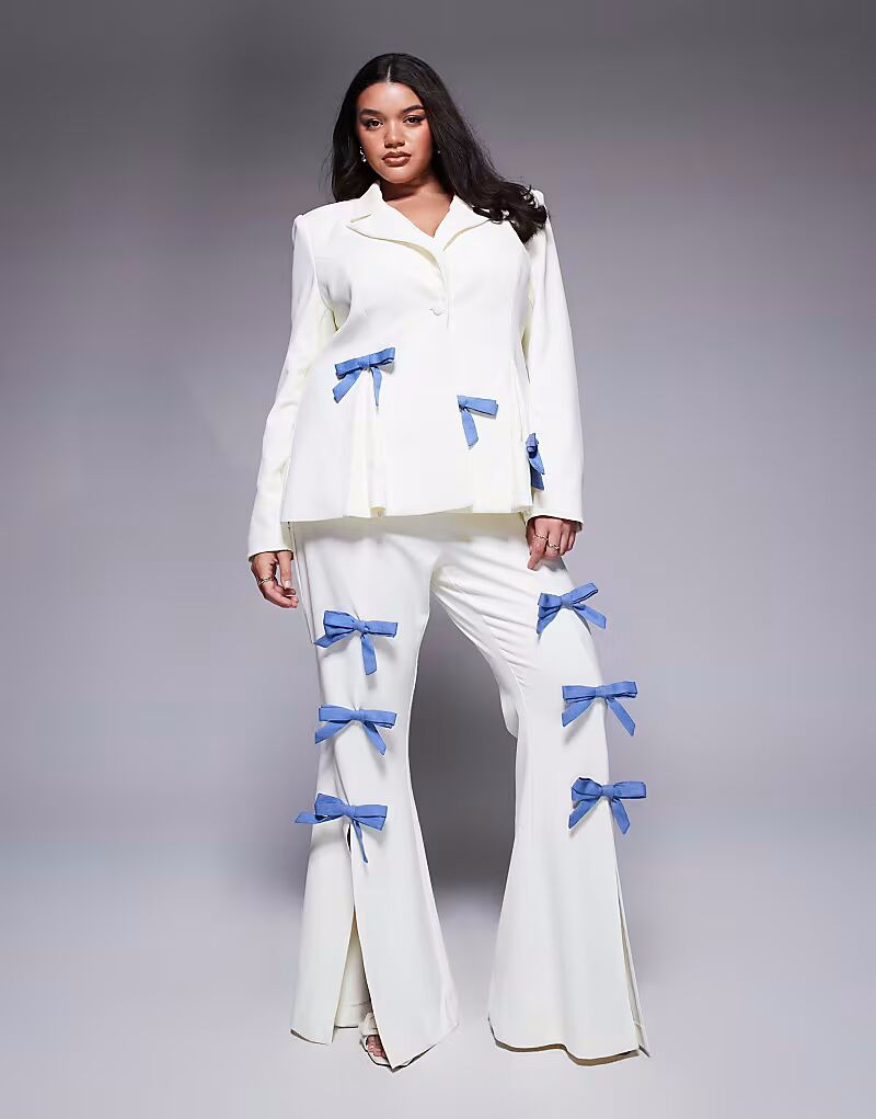 

Приталенный пиджак Curve кремового цвета с джинсовыми бантами Asos Luxe