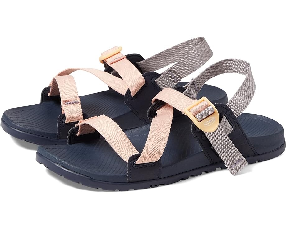 

Сандалии Chaco Lowdown, цвет Apricot Lilac