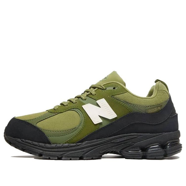 

Кроссовки the basement x 2002r 'moss green' New Balance, зеленый