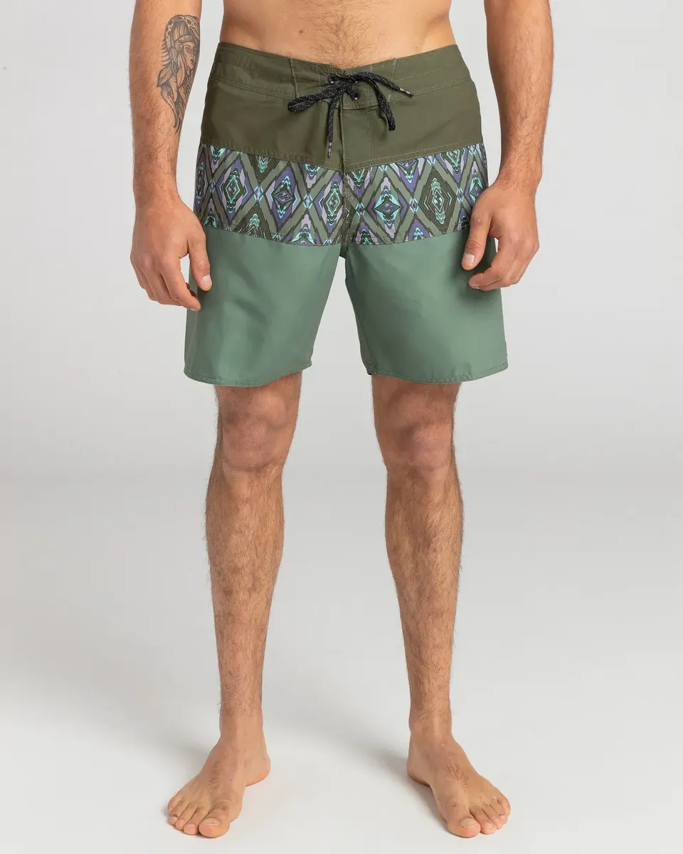 

Шорты Billabong "Tribong OG", цвет Sage