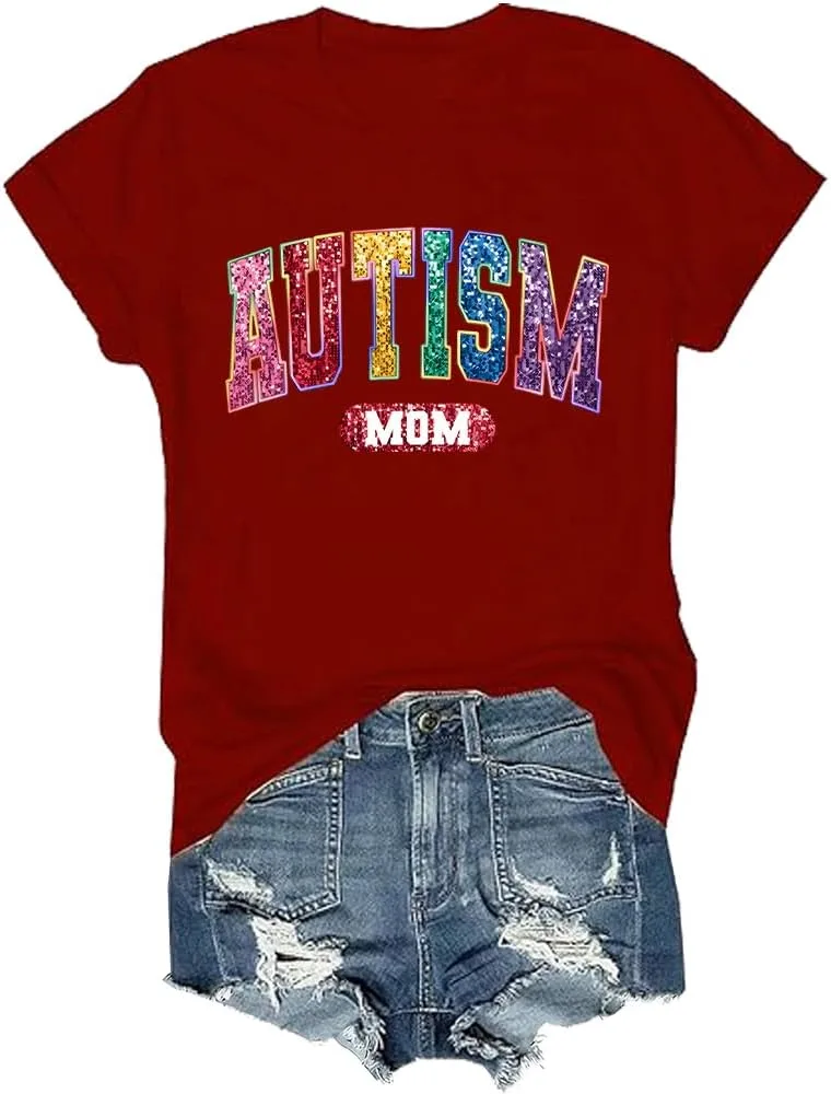 Футболка Autism Mom с принтом "В апреле мы носим синее"